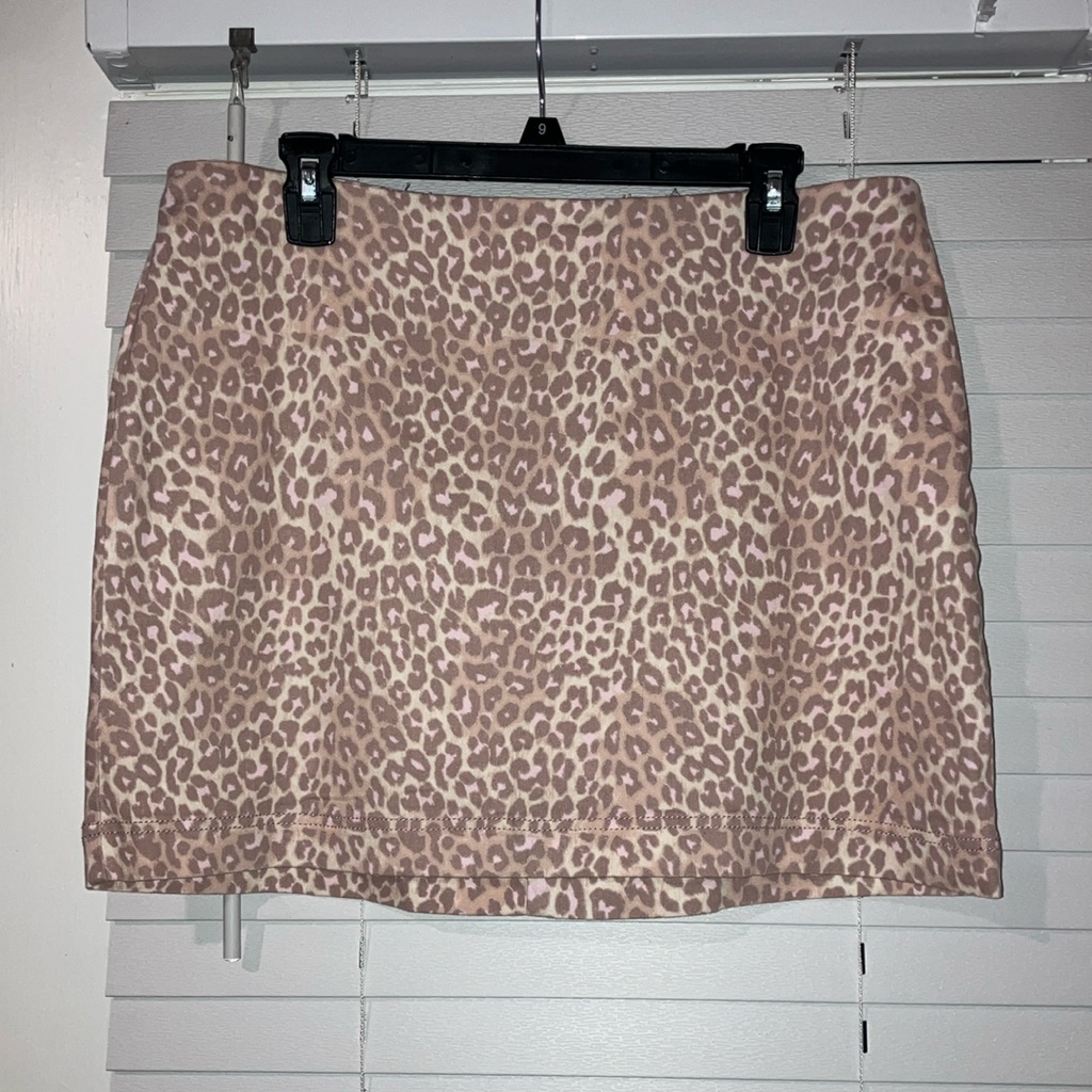 Wild Fable Cream Leopard Print Mini Pencil Skirt